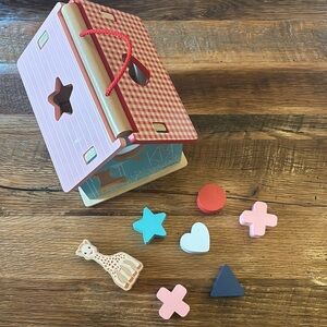 Janod Sophie the Giraffe box sorting set